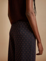 Calças Estampado Geométrico Is Coming