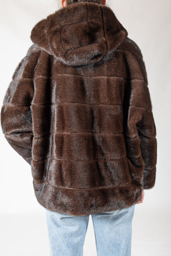 Casaco Capuz Betta Corradi